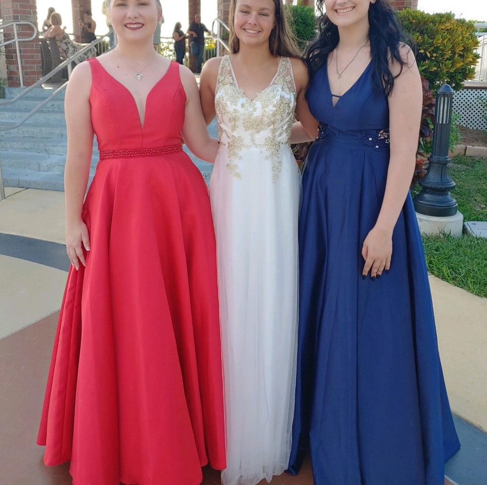 Red prom dress